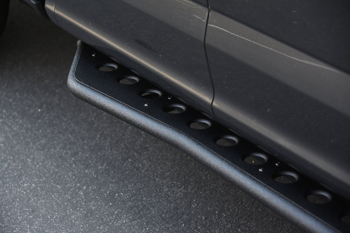 Armordillo 2007-2018 Chevy Silverado 1500/2500/3500 Double Cab RS Series Running Board - Texture Black - Bayson R Motorsports