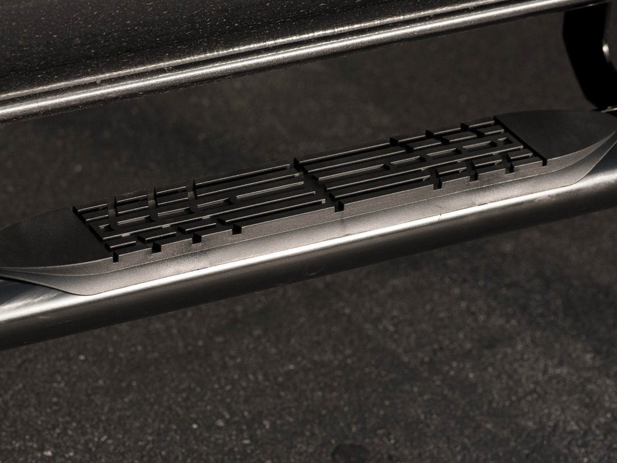 Armordillo 1999-2016 Ford Super Duty F-550 - SuperCab 4" Oval Step Bar -Black - Bayson R Motorsports